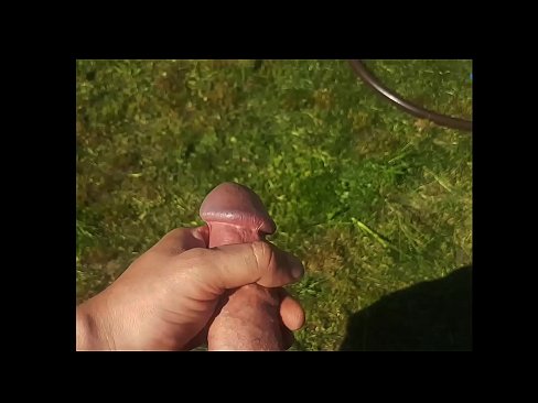 ❤️ Faigheann hottie te a pussy bándearg fucked agus cums le squirt i ghairdín samhraidh Porn uainn ga.mysexgamer.ru ❌️❤